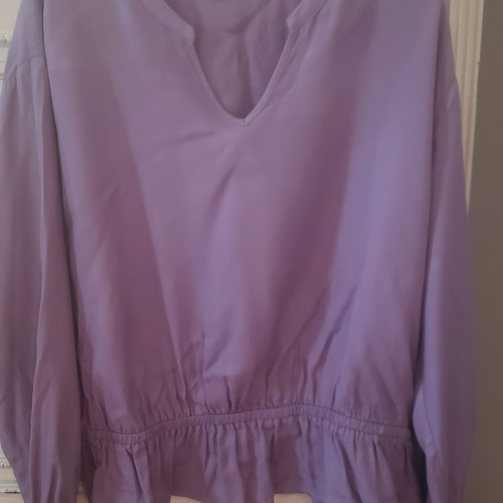 Womens Jennifer Lopez top